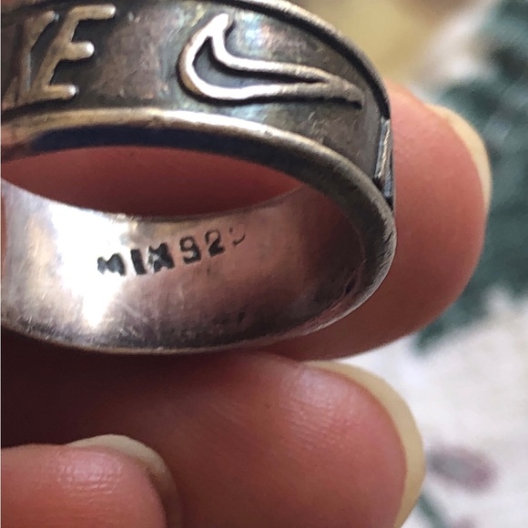 Vintage Sterling Silver Nike Ring Stamped 925 - Picture 2 of 10
